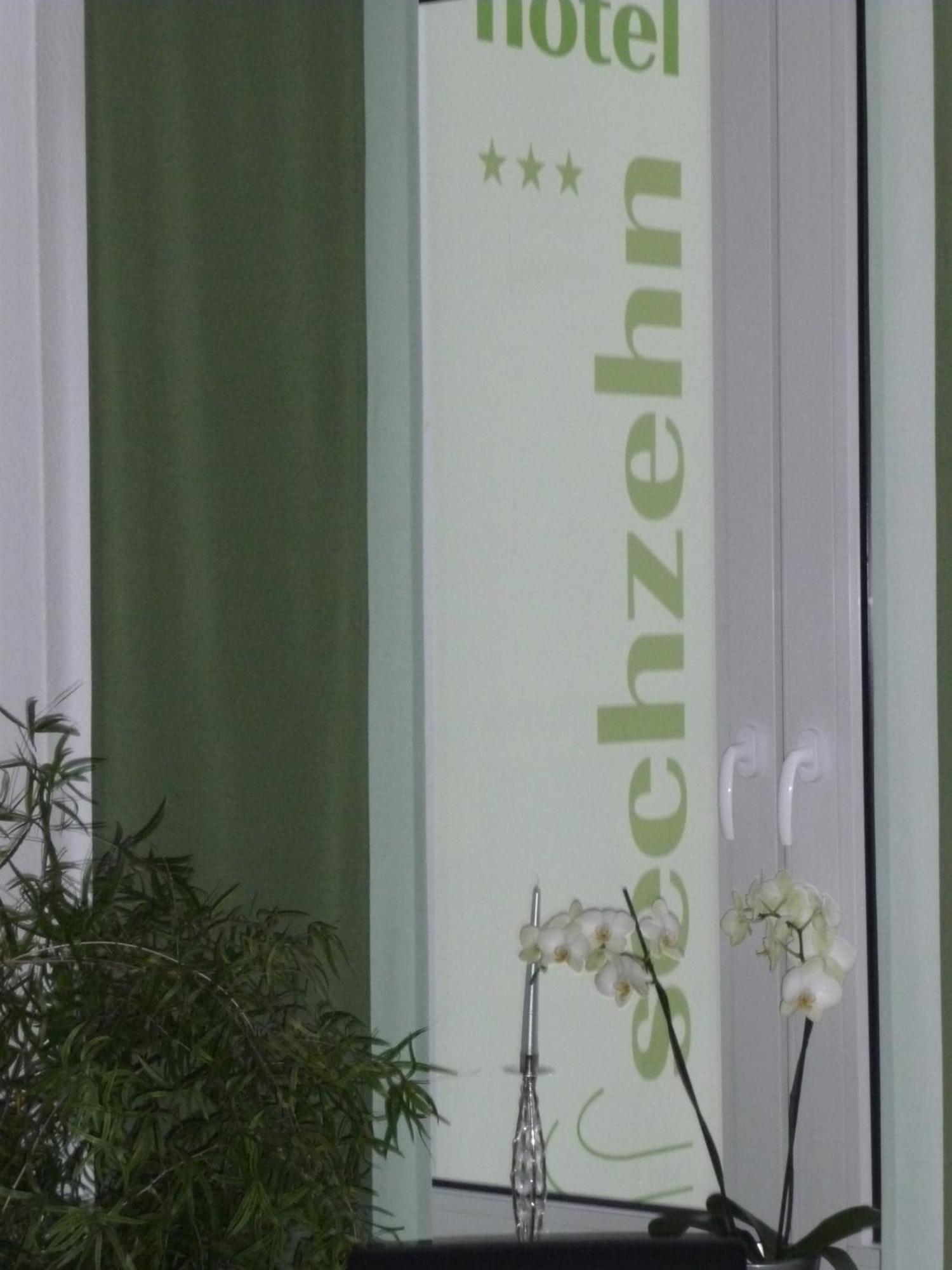 Hotel Sechzehn Leverkusen Bagian luar foto