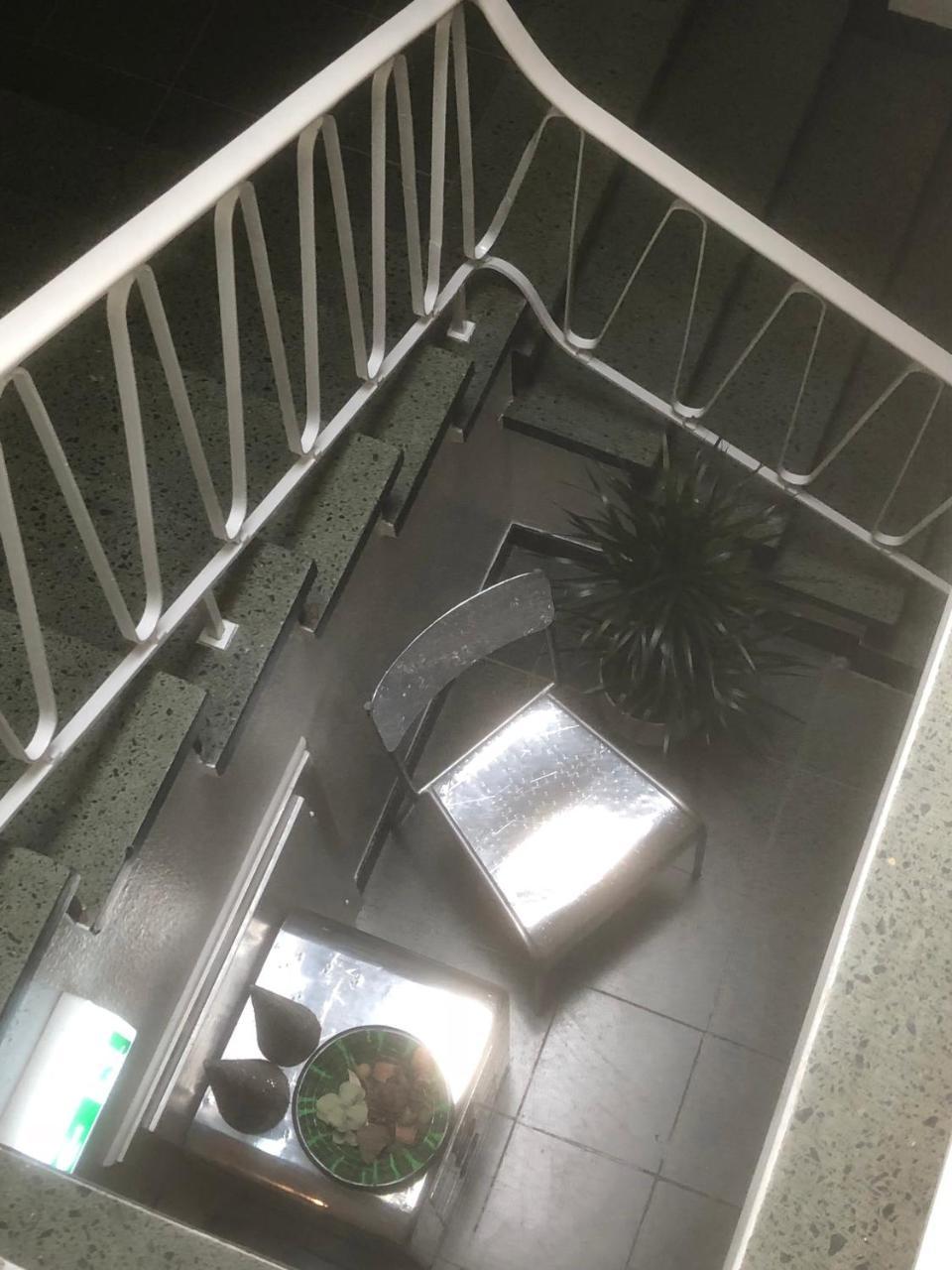 Hotel Sechzehn Leverkusen Bagian luar foto